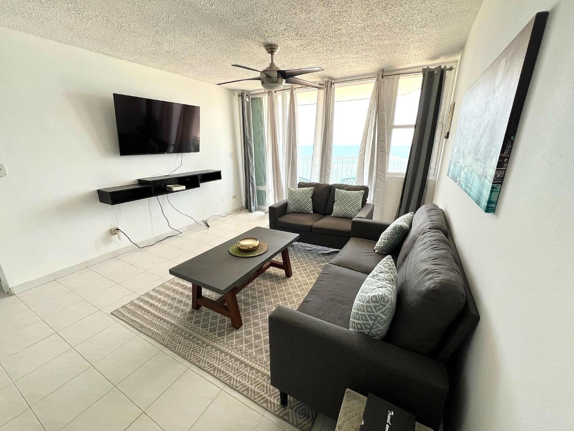 شقة Gorgeous Ocean View 1Br W/Beach Acess & Pool سان خوان المظهر الخارجي الصورة